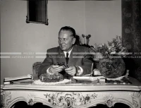 1953_025_109