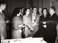 1952_013_055