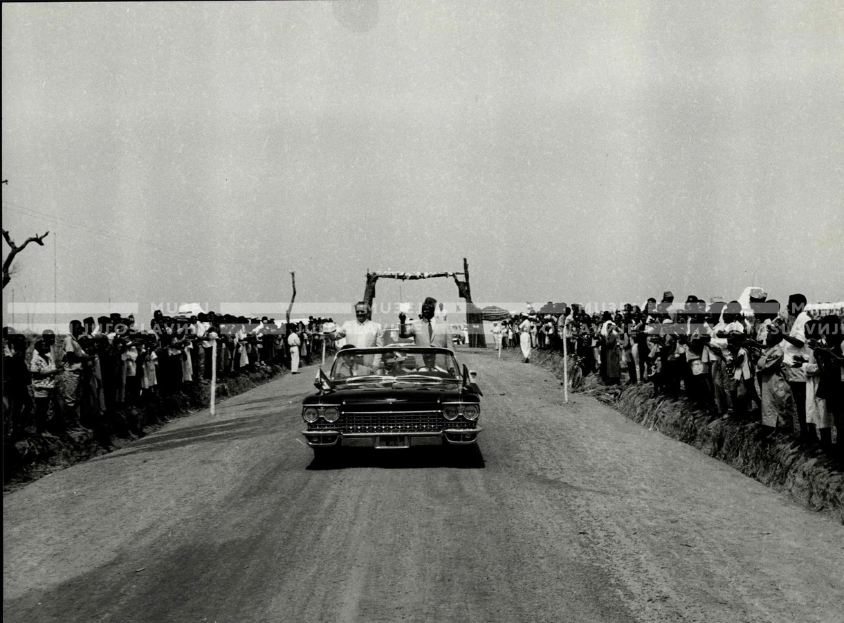 1961_158_107