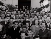 1949_003_102