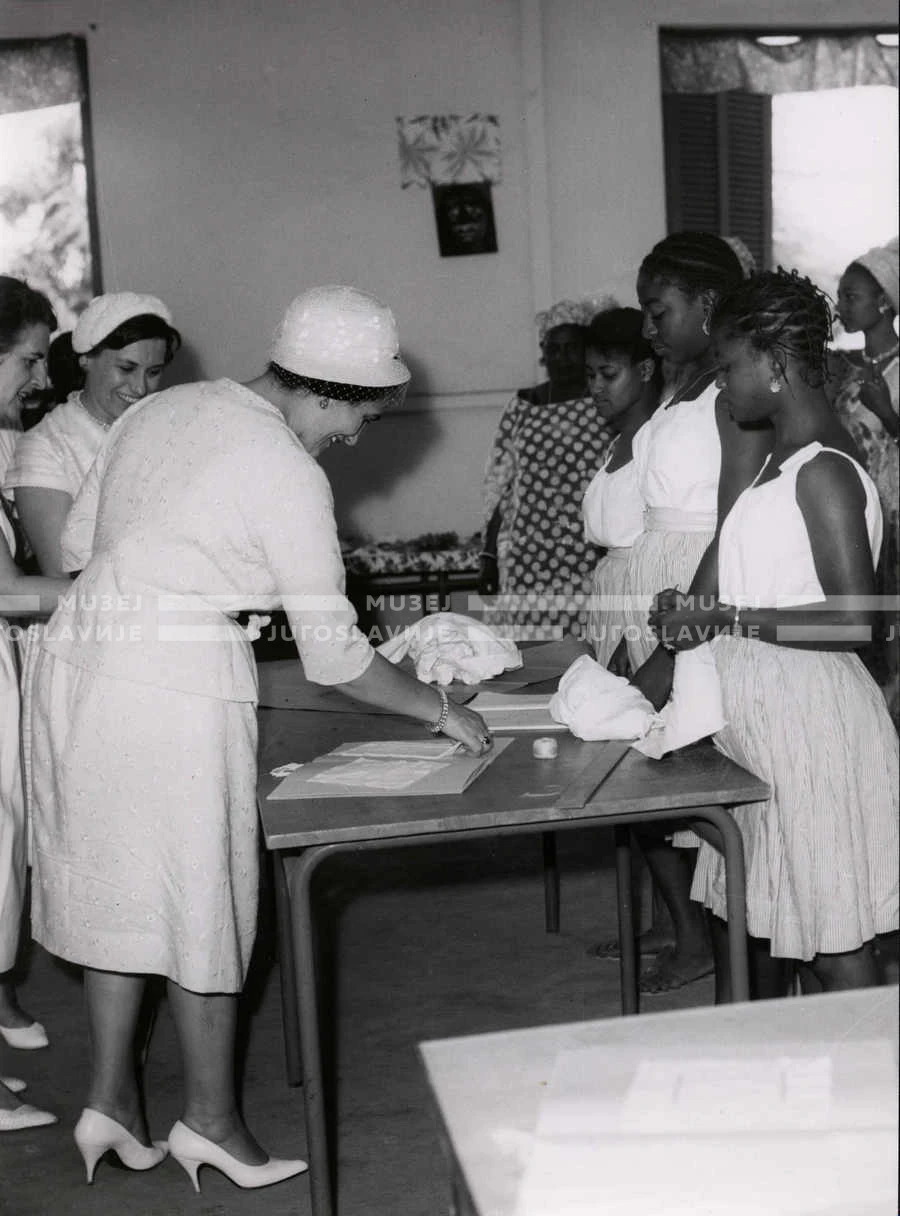 1961_157_098