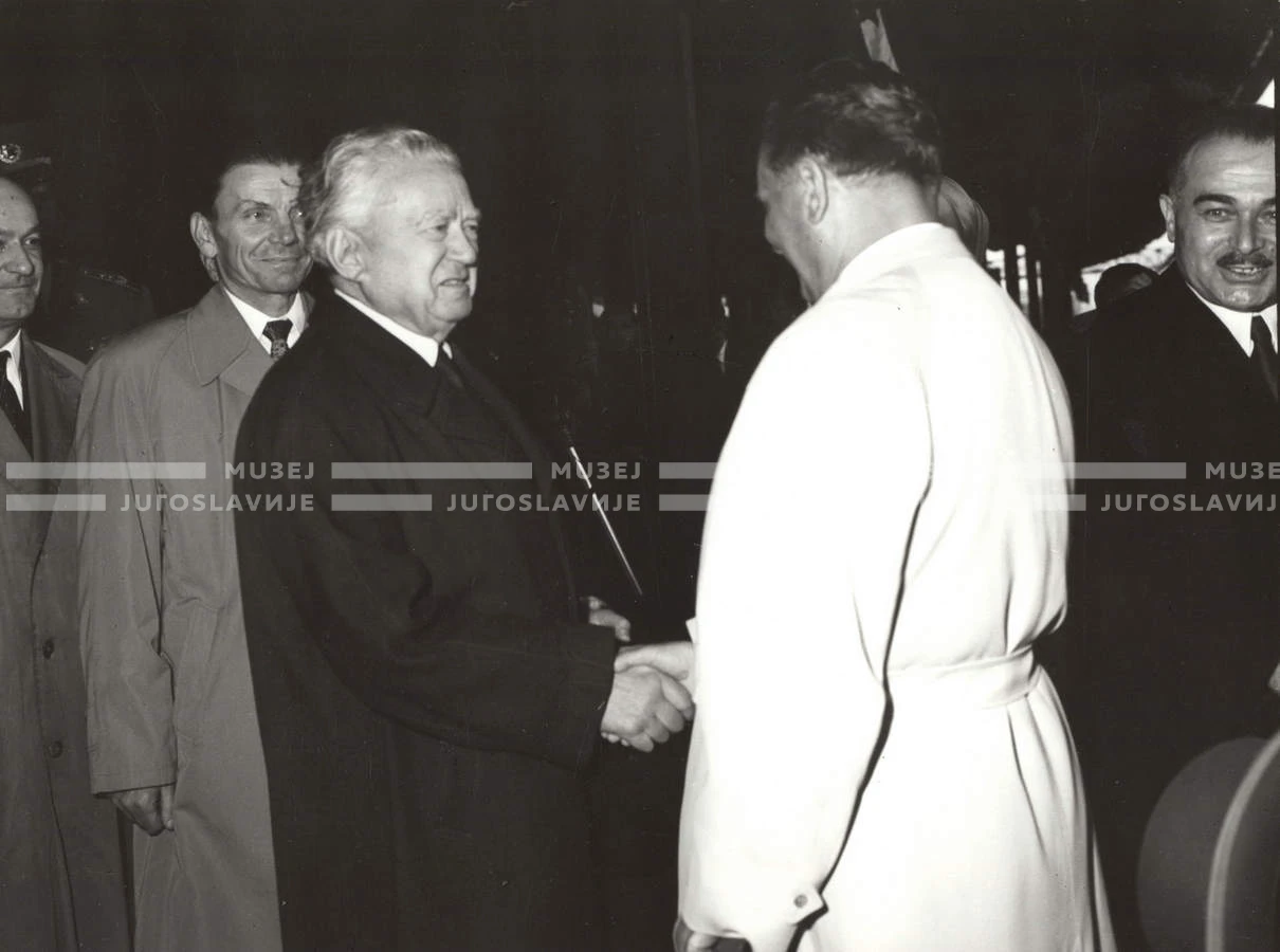 1961_166_149