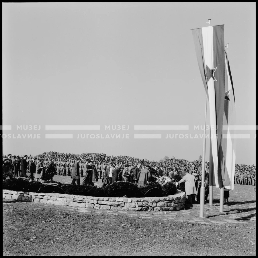 AR_B_07_03