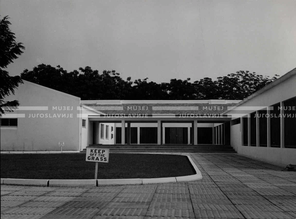 1961_151_054