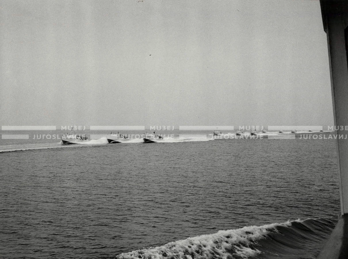 1961_166_060