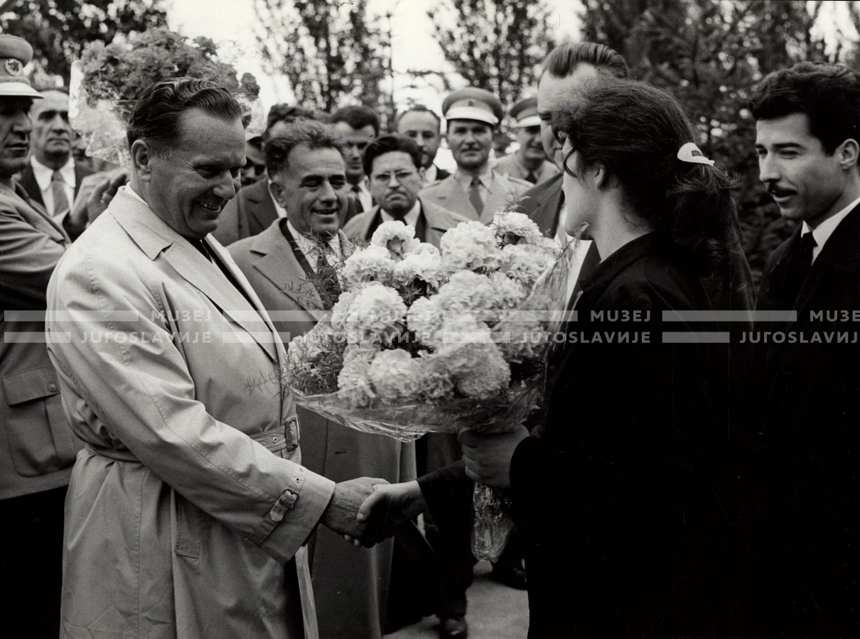 1961_169_028