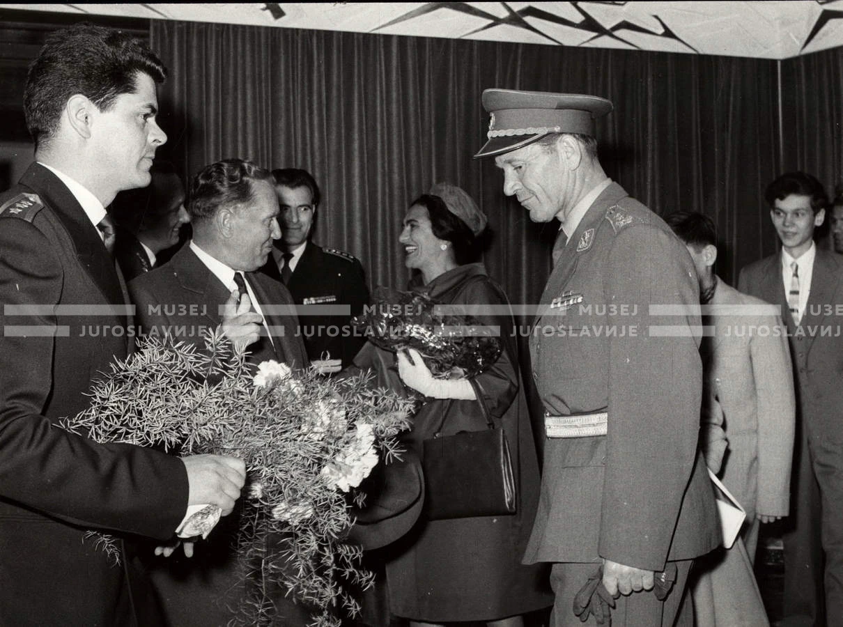 1961_166_201