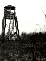 1954_028_052