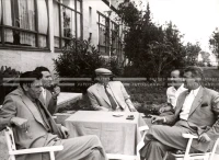 1951_009_125