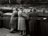 1961_167_049
