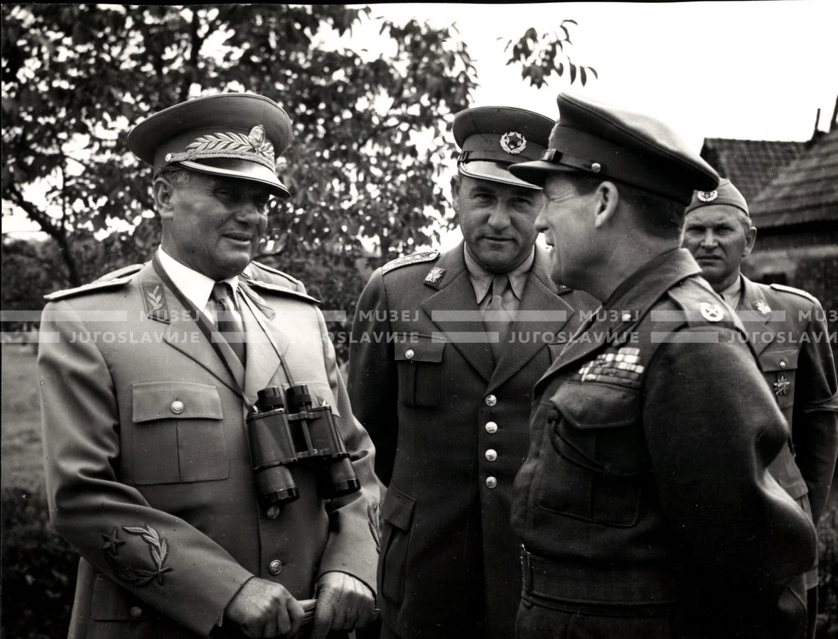 1953_023_108