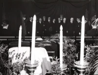 1949_003_111