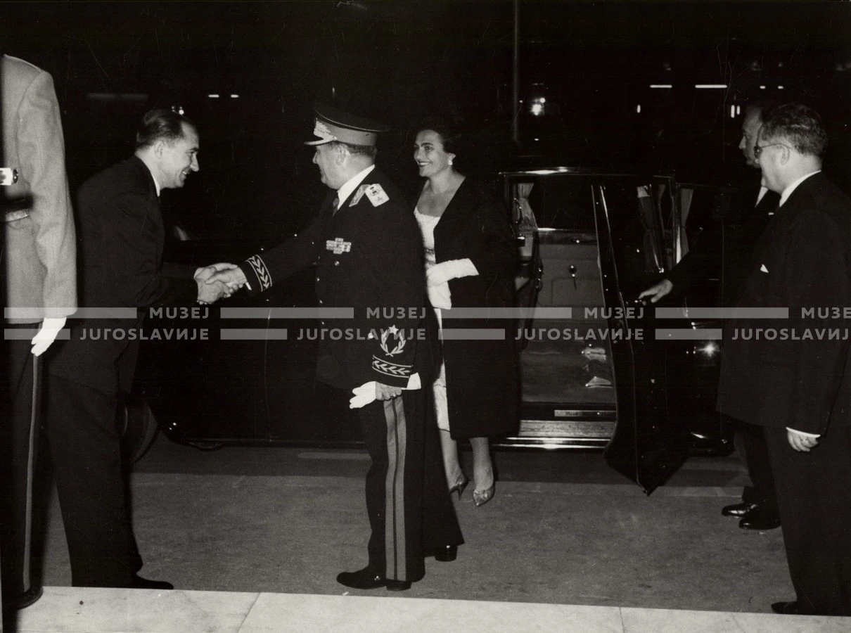 1961_168_098