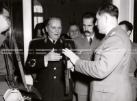 1951_012_111