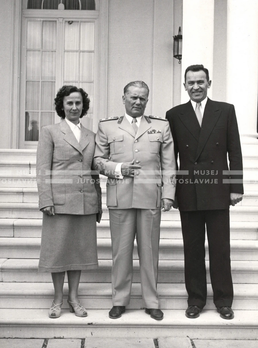 1952_014_099