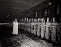 1953_024_040