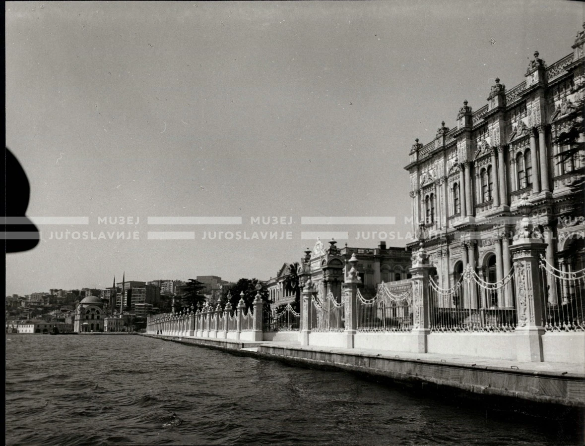 1954_027_139