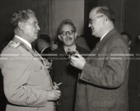 1951_012_028