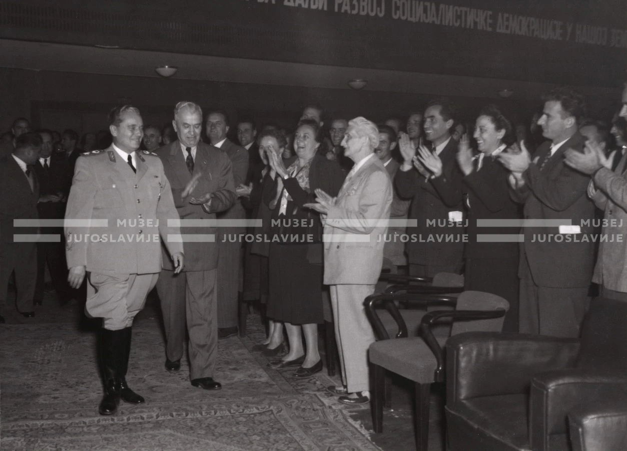 1951_012_024