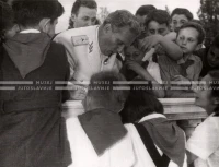 1949_003_104