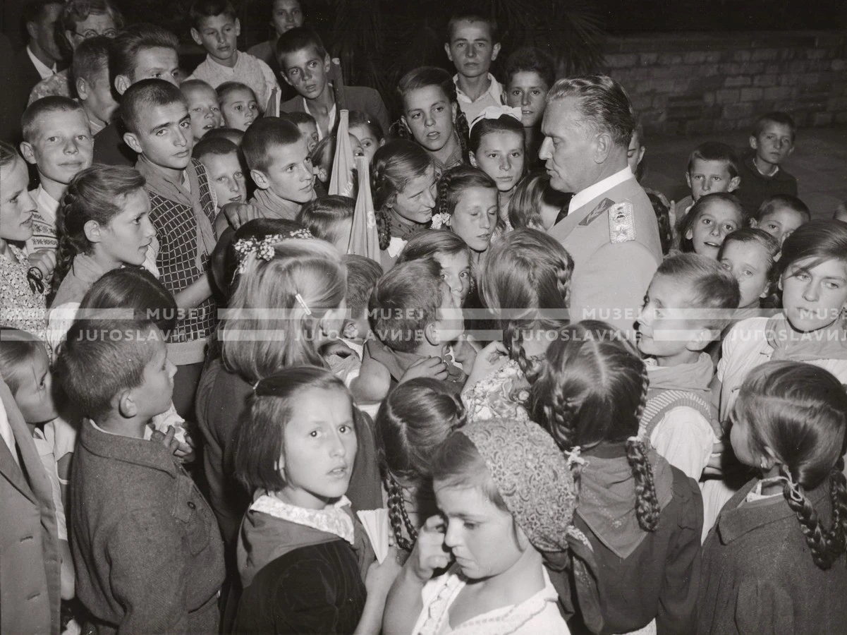 1950_007_150