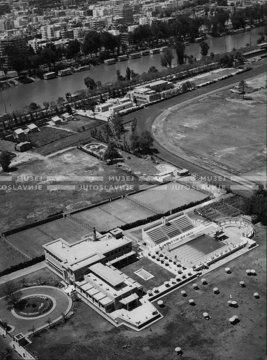1961_165_017