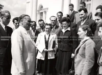 1952_013_115