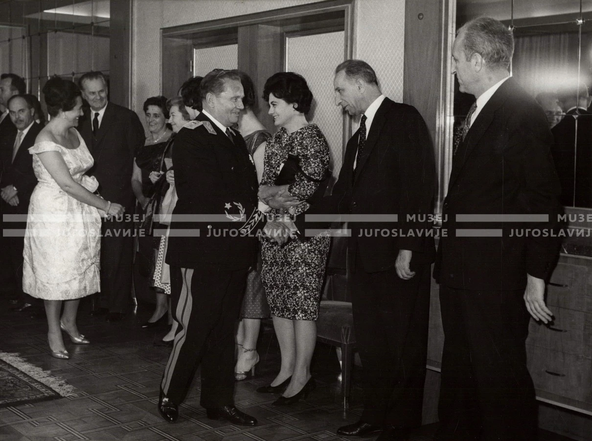 1961_168_100