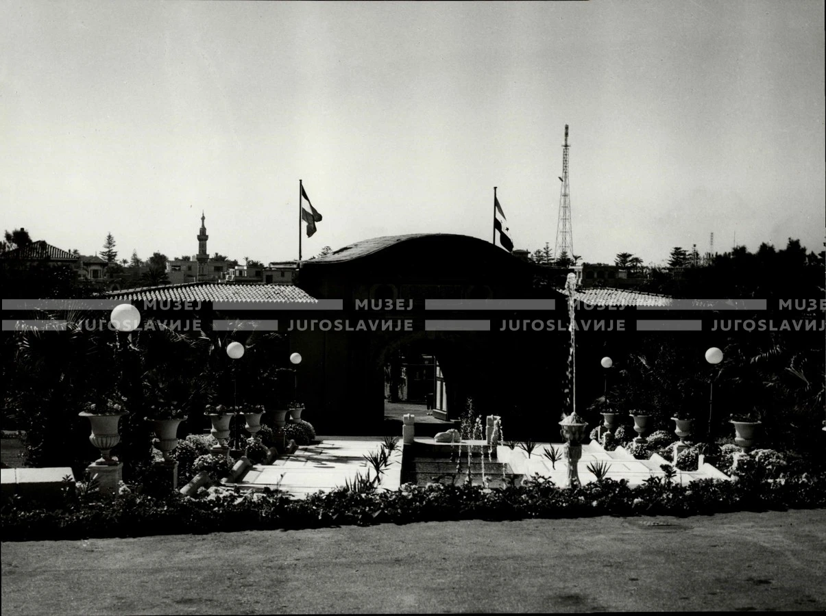 1961_164_047