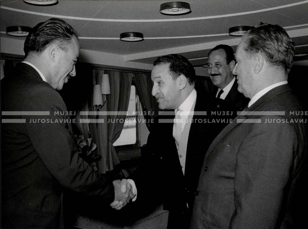 1961_163_081