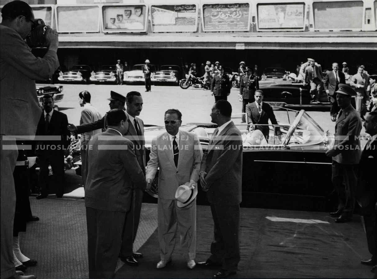 1961_165_079