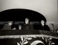 1954_027_048