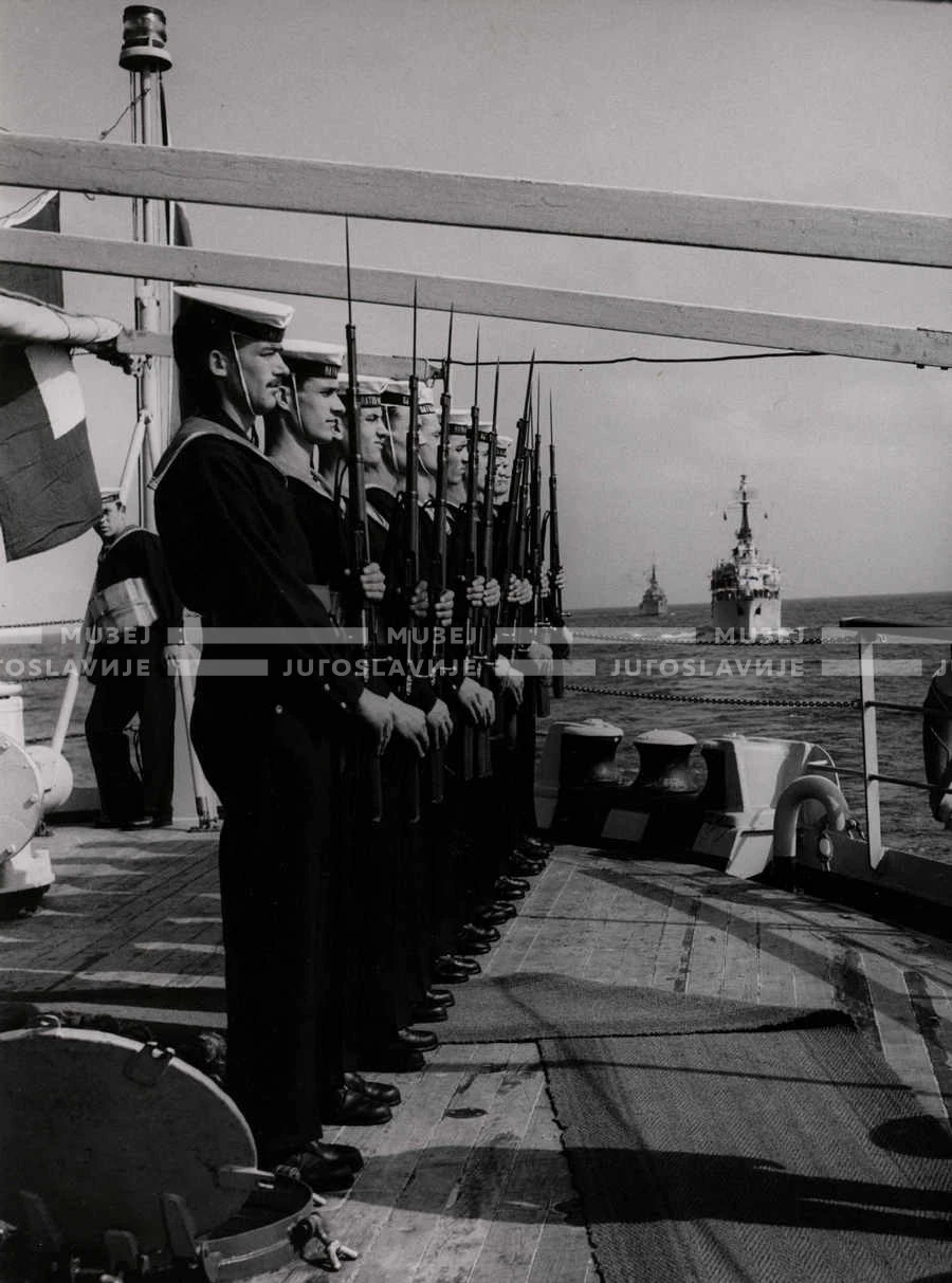 1961_160_001