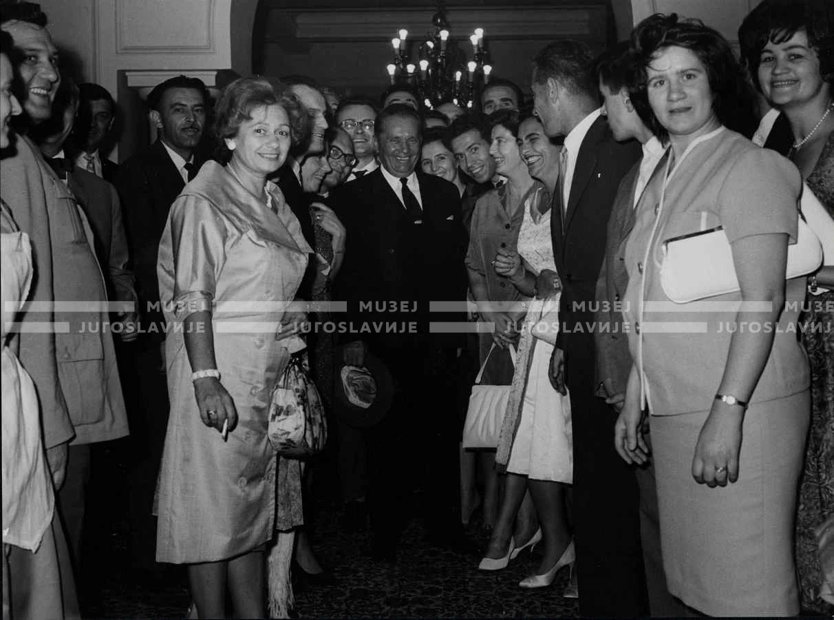 1961_165_060