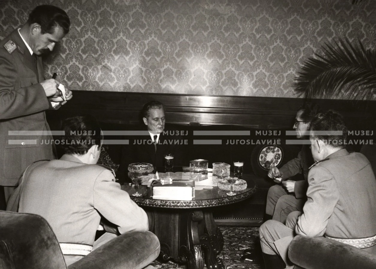 1951_012_149