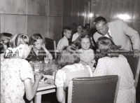 1950_007_088