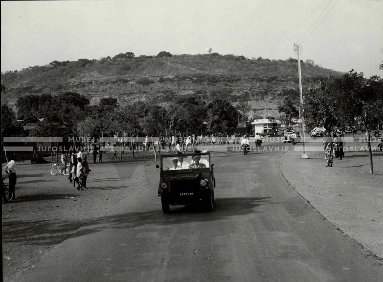 1961_159_046