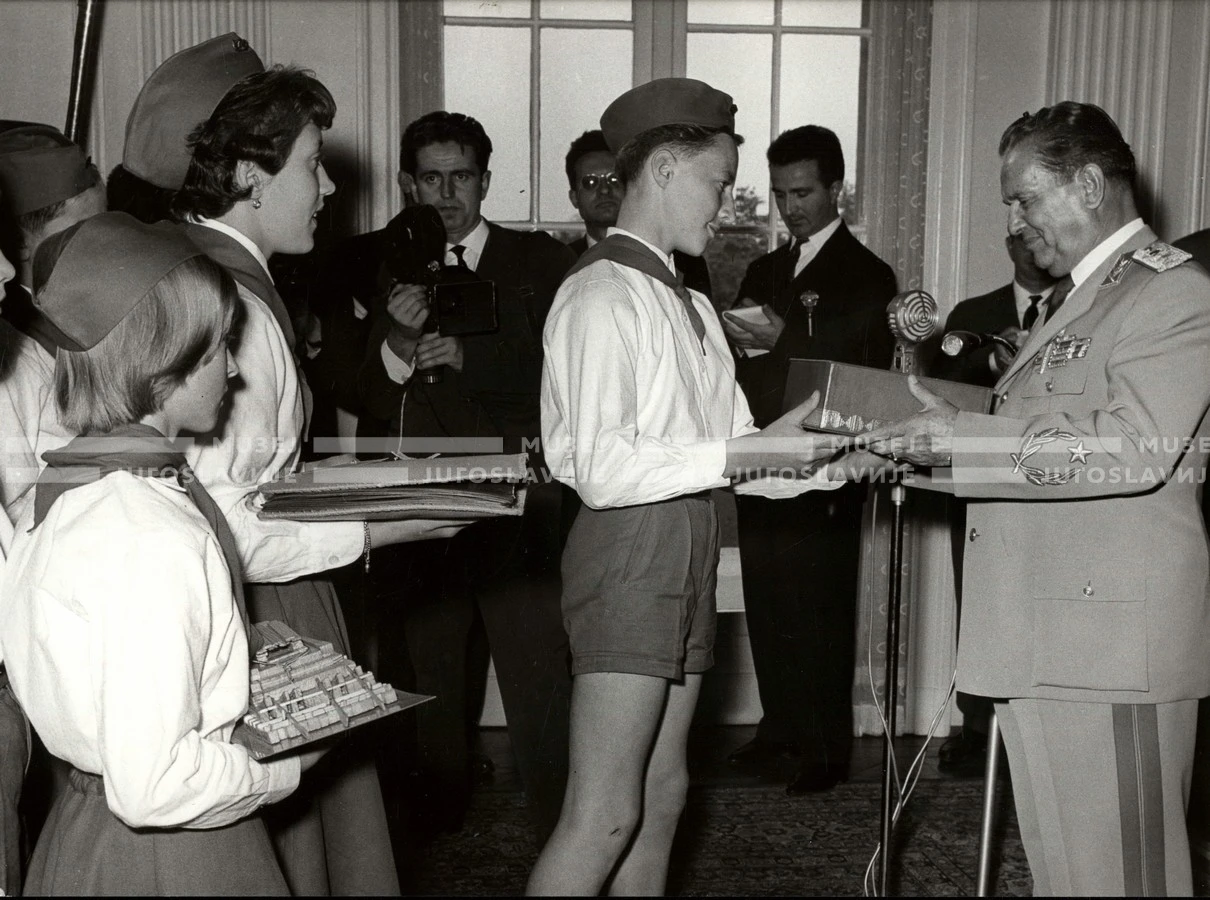 1961_167_136