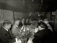 1954_027_175
