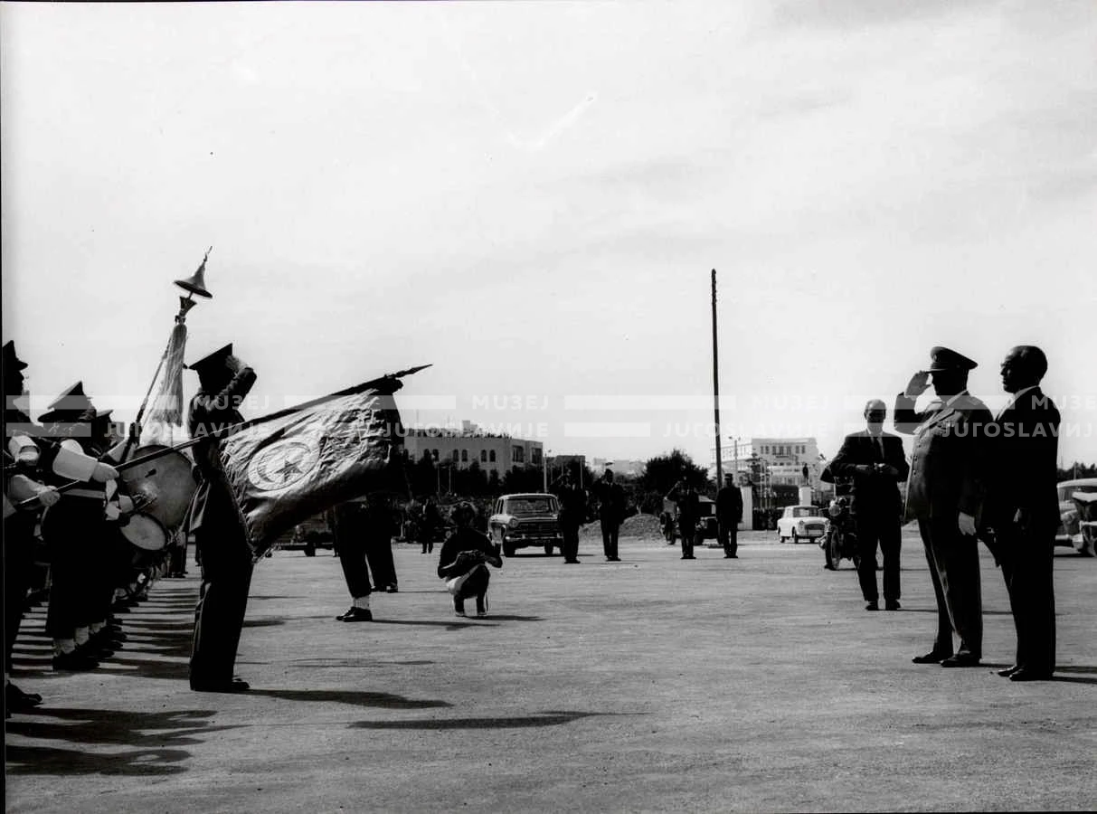 1961_163_184