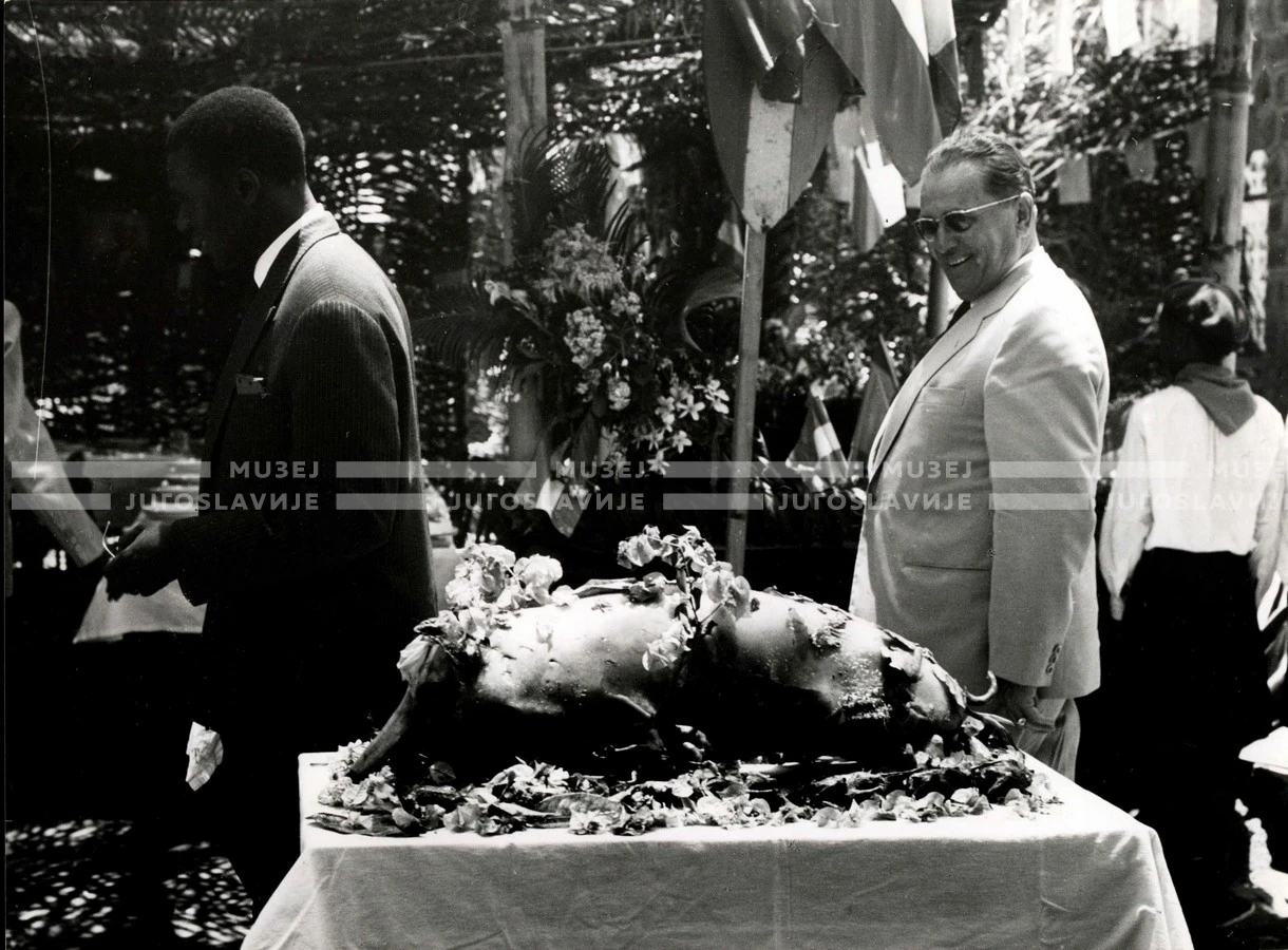1961_158_044