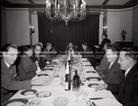 1953_025_014