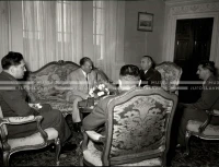 1954_028_084