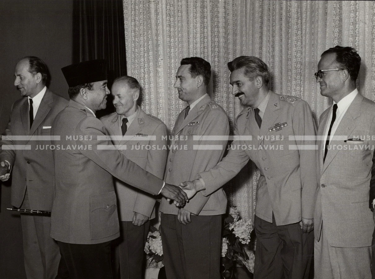 1961_170_065