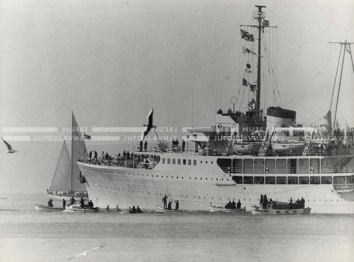 1961_150_024