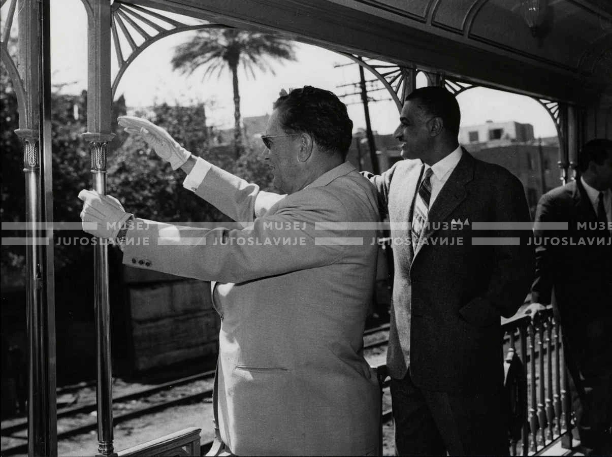 1961_165_090