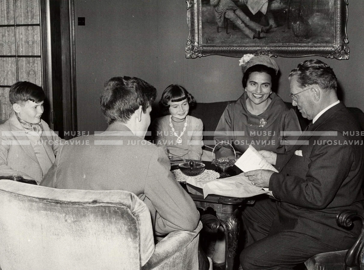 1961_166_202
