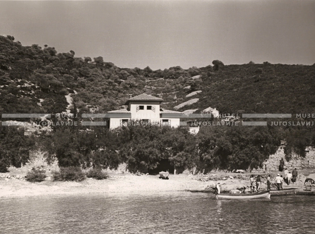 1948_001_141