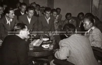 1951_010_059
