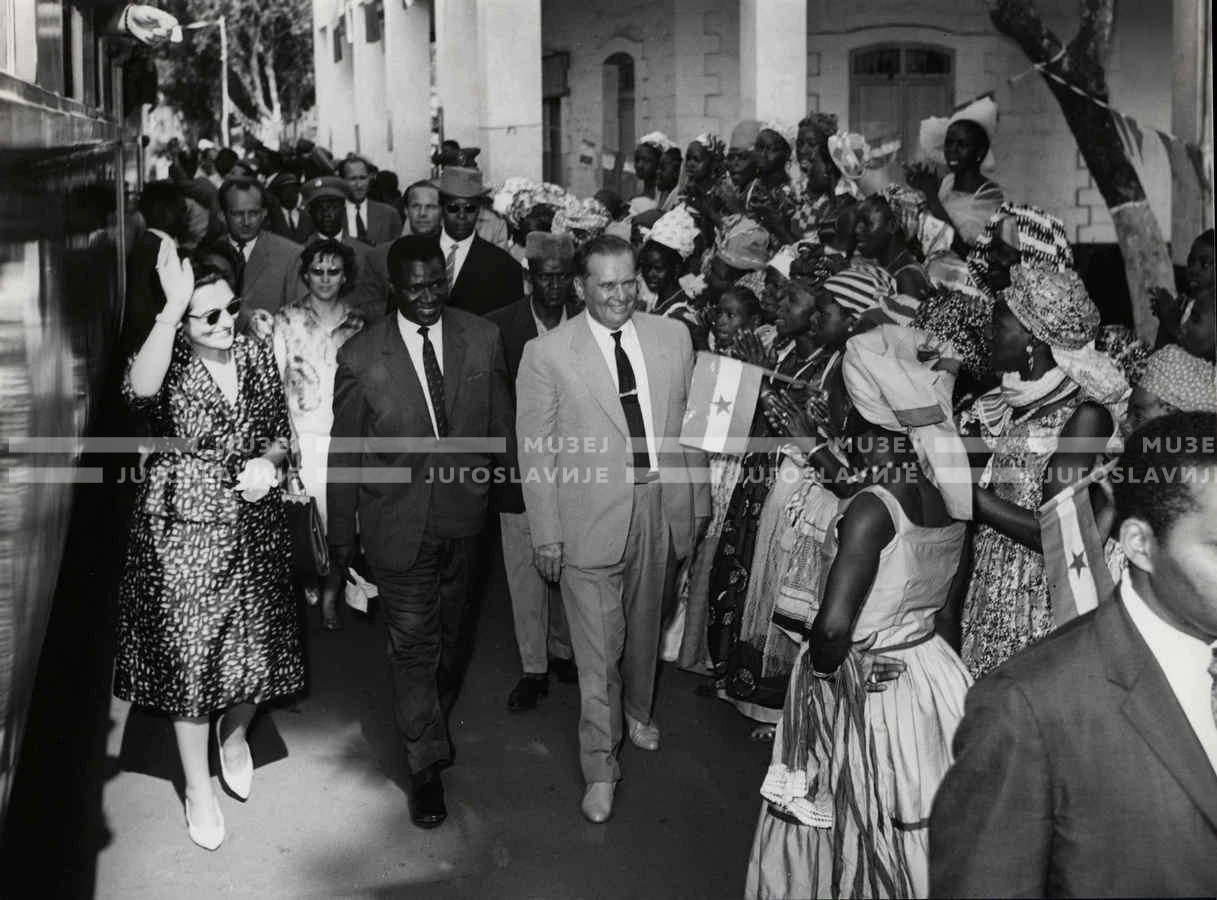 1961_157_161